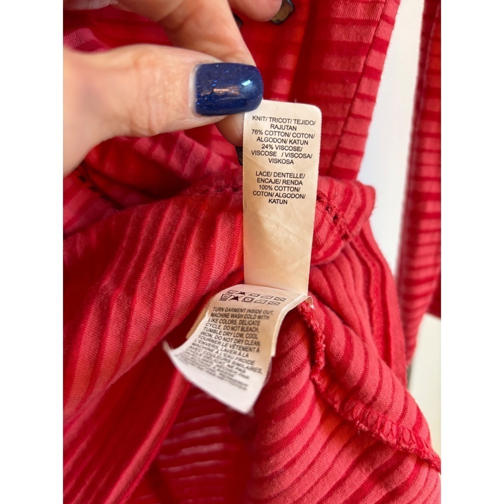 Lucky Brand Red Crochet Yoke Striped Knit Top – Women's Size Medium - Picture 5 of 6